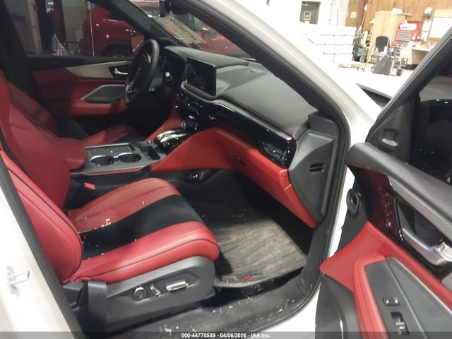 5J8YE1H05TL013748 Acura MDX A-SPEC