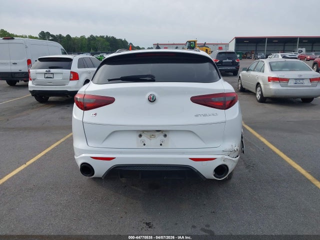 44770538 :رقم المزاد ، ZASPAKBN6N7D42252 vin ، 2022 Alfa Romeo Stelvio Veloce Ti Awd مزاد بيع