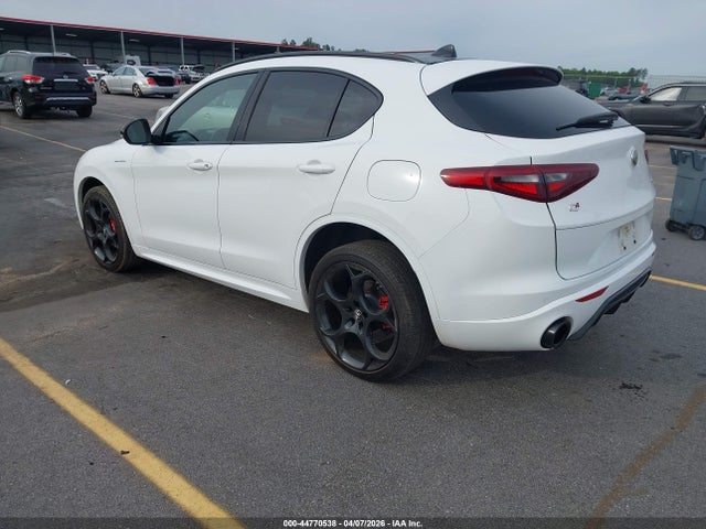 44770538 :رقم المزاد ، ZASPAKBN6N7D42252 vin ، 2022 Alfa Romeo Stelvio Veloce Ti Awd مزاد بيع