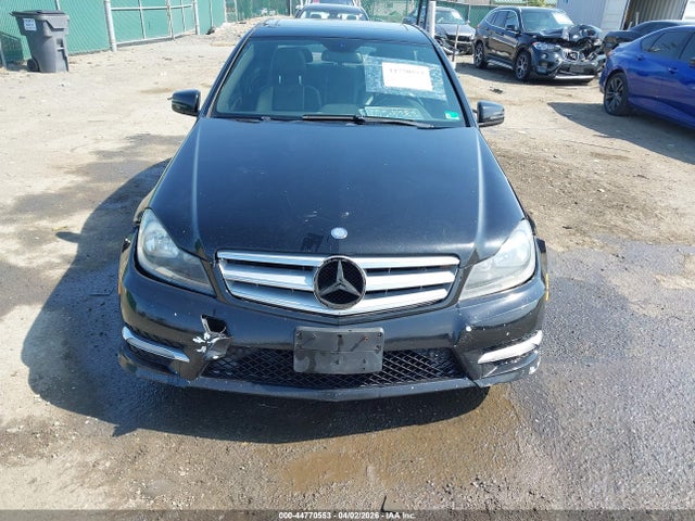 Aukcja sprzedaży 2012 Mercedes-benz C 300 Sport 4matic, vin: WDDGF8BB4CR193222, numer aukcji: 44770553