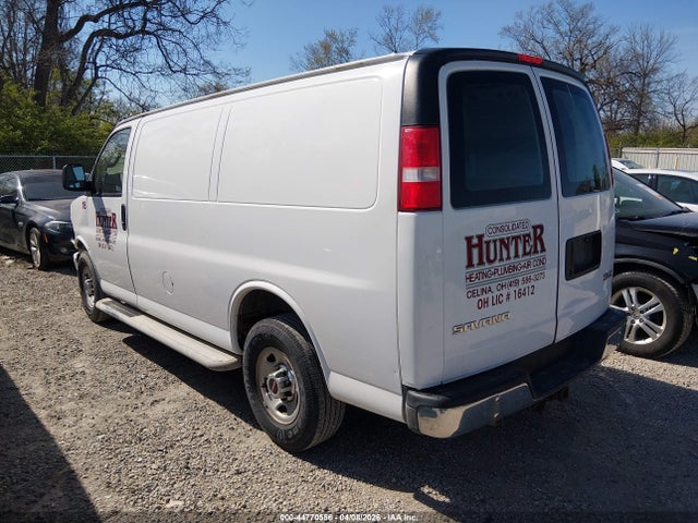 2017 GMC SAVANA 2500 1GTW7AFF5H1904097 Photo 2