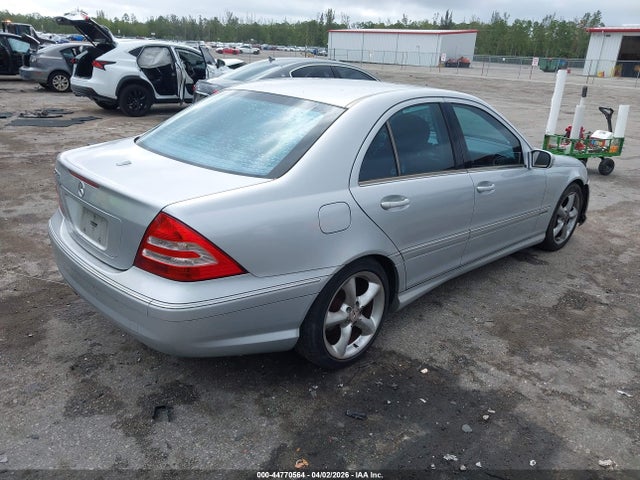 Продаж на аукціоні авто 2006 Mercedes-benz C 230 Sport, vin: WDBRF52H46A854304, номер лоту: 44770564