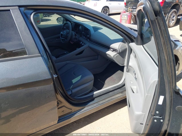 2024 Hyundai Elantra Se მანქანა იყიდება აუქციონზე, vin: KMHLL4DG5RU708071, აუქციონის ნომერი: 44770581