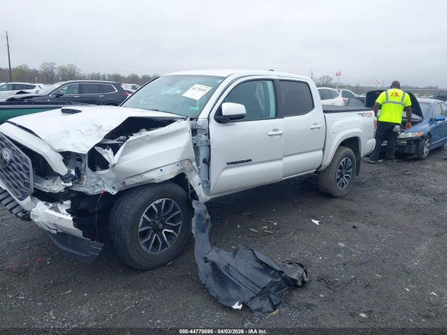 Aukcja sprzedaży 2022 Toyota Tacoma Trd Sport, vin: 3TYCZ5AN9NT100908, numer aukcji: 44770595