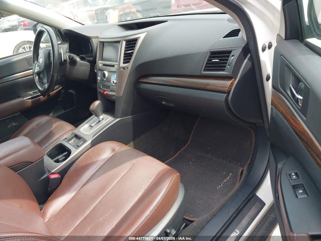 44770621 :رقم المزاد ، 4S4BRCSC6D3315988 vin ، 2013 Subaru Outback 2.5i Limited مزاد بيع