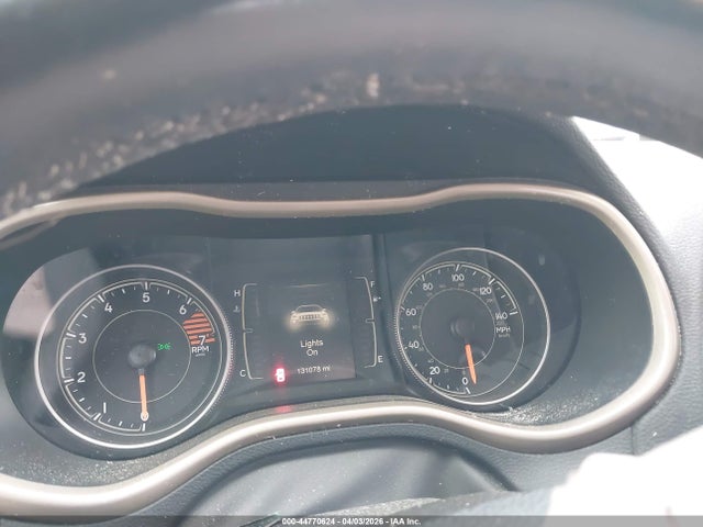 1C4PJMAB9HW621054 Jeep Cherokee Altitude 4x4