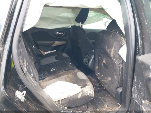1C4PJMAB9HW621054 Jeep Cherokee Altitude 4x4