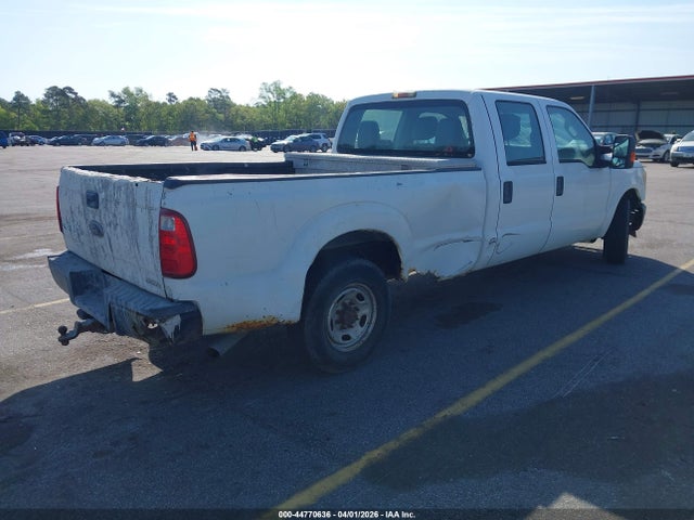 2011 FORD F-250 1FT7W2A64BEB33054 Photo 3