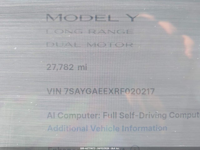2024 Tesla Model Y Long Range Dual Motor All-wheel Drive მანქანა იყიდება აუქციონზე, vin: 7SAYGAEEXRF020217, აუქციონის ნომერი: 44770673