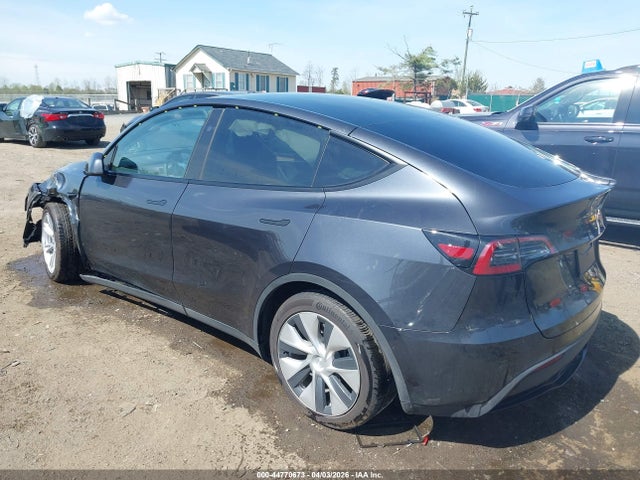 2024 Tesla Model Y Long Range Dual Motor All-wheel Drive მანქანა იყიდება აუქციონზე, vin: 7SAYGAEEXRF020217, აუქციონის ნომერი: 44770673