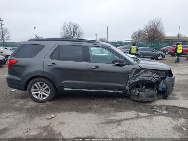 Ford EXPLORER XLT 2018 1FM5K8D87JGB02981 Image 14