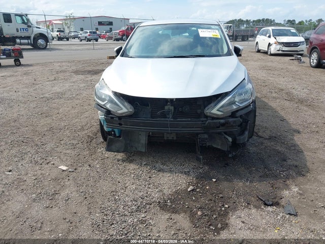 44770718 :رقم المزاد ، 3N1AB7AP3JY248787 vin ، 2018 Nissan Sentra S مزاد بيع
