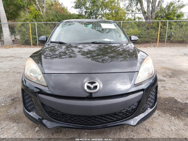 Продаж на аукціоні авто 2013 Mazda Mazda3 I Sport, vin: JM1BL1U70D1832841, номер лоту: 44770719