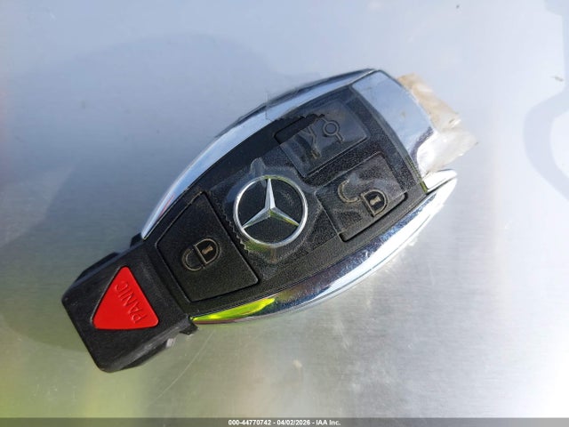 2012 MERCEDES-BENZ C 300 WDDGF8BB7CR234085 Photo 10
