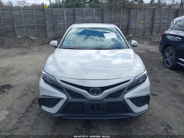 2024 Toyota Camry Se მანქანა იყიდება აუქციონზე, vin: 4T1G11AK3RU262968, აუქციონის ნომერი: 44770774