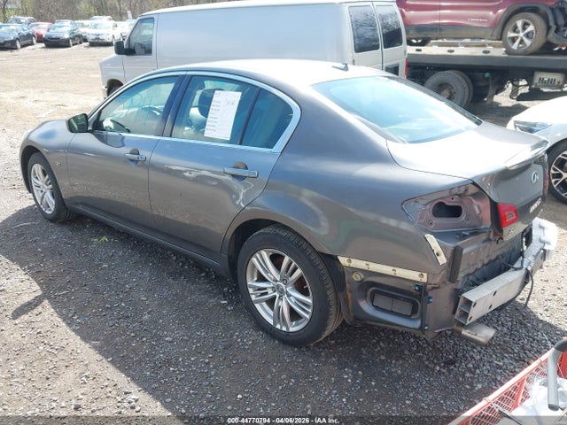 2015 Infiniti Q40 მანქანა იყიდება აუქციონზე, vin: JN1CV6ARXFM522945, აუქციონის ნომერი: 44770794