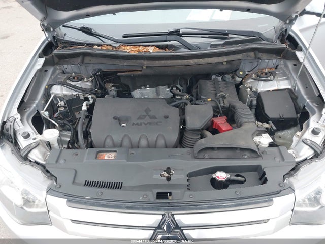 Mitsubishi Outlander Se 2015 JA4AZ3A39FZ011307 Image 10