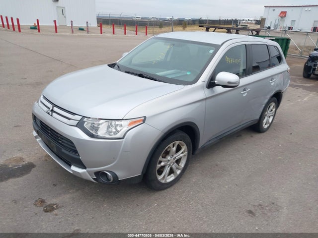 Mitsubishi Outlander Se 2015 JA4AZ3A39FZ011307 Image 2