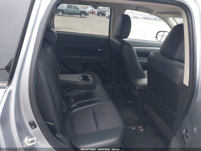 Mitsubishi Outlander Se 2015 JA4AZ3A39FZ011307 Image 8