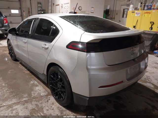2015 CHEVROLET VOLT 1G1RA6E49FU109618 Photo 2