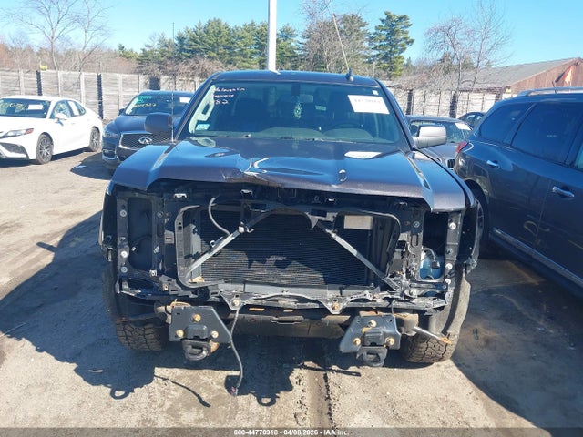 1GTV2UEC4FZ256768 GMC Sierra 1500 Sle