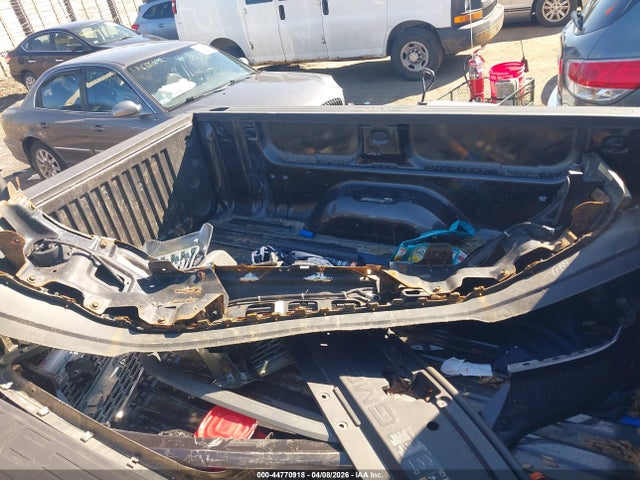 1GTV2UEC4FZ256768 GMC Sierra 1500 Sle