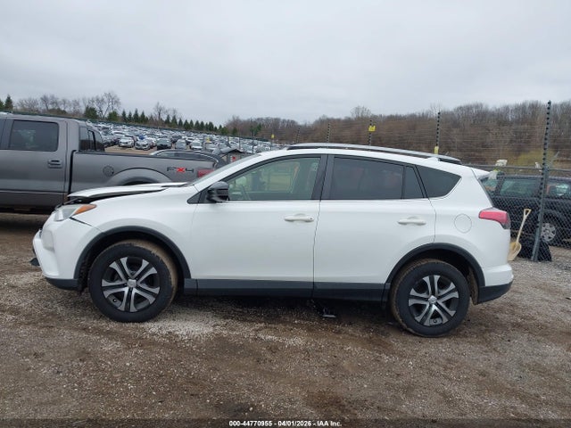 Aukcja sprzedaży 2017 Toyota Rav4 Le, vin: JTMZFREV9HJ700037, numer aukcji: 44770955