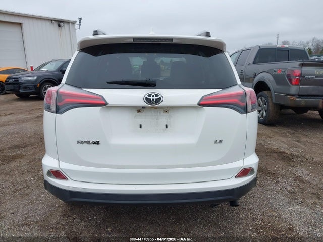 Aukcja sprzedaży 2017 Toyota Rav4 Le, vin: JTMZFREV9HJ700037, numer aukcji: 44770955