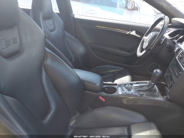 2011 AUDI S5 WAUCVAFR1BA084690 Photo 4