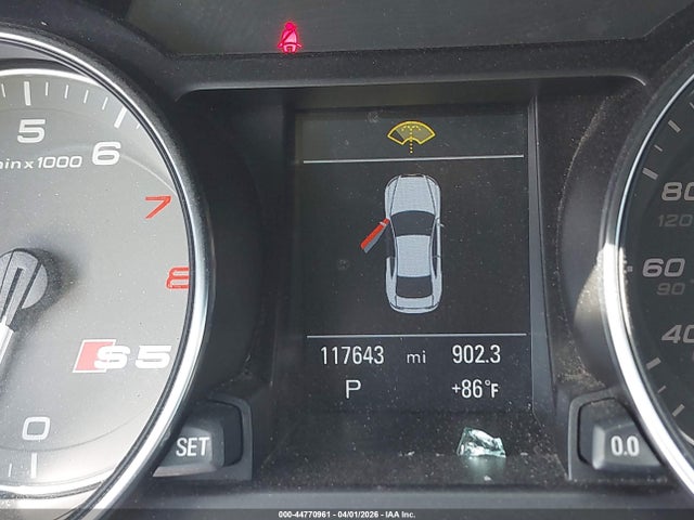 2011 AUDI S5 WAUCVAFR1BA084690 Photo 6