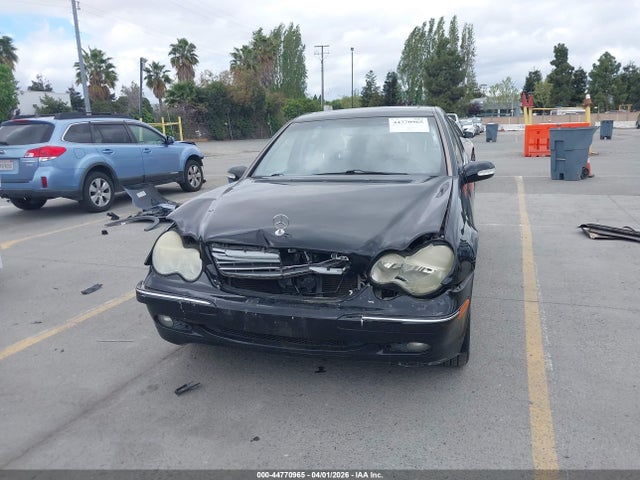44770965 :رقم المزاد ، WDBRF64J12F168157 vin ، 2002 Mercedes-benz C 320 مزاد بيع