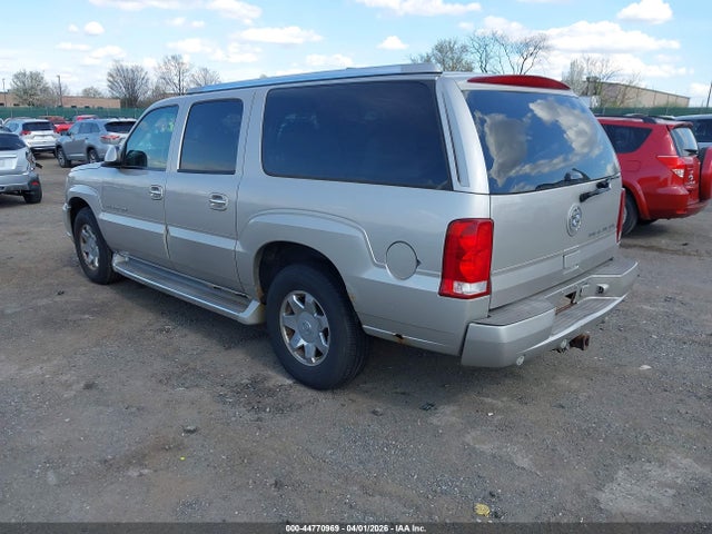 2005 CADILLAC ESCALADE ESV 3GYFK66N75G107795 Photo 2