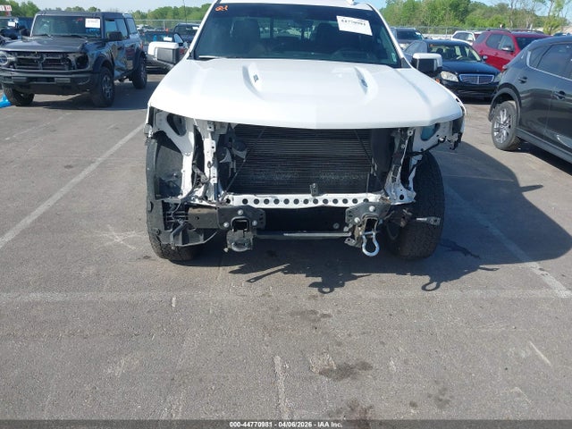 44770981 :رقم المزاد ، 1GCUYHEL2MZ307344 vin ، 2021 Chevrolet Silverado 1500 4wd  Short Bed High Country مزاد بيع