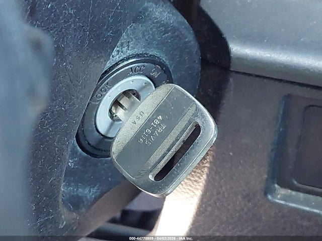44770989 :رقم المزاد ، 5TFRM5F1XGX101962 vin ، 2016 Toyota Tundra Sr 4.6l V8 مزاد بيع