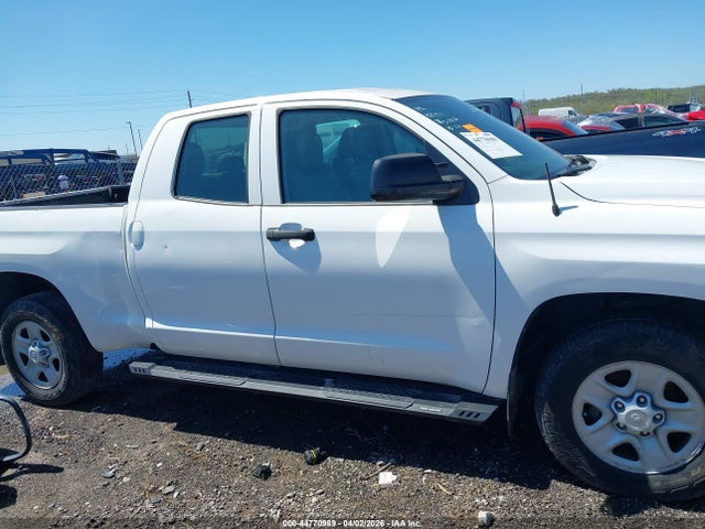 44770989 :رقم المزاد ، 5TFRM5F1XGX101962 vin ، 2016 Toyota Tundra Sr 4.6l V8 مزاد بيع
