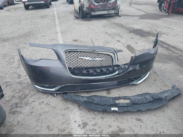 Aukcja sprzedaży 2015 Chrysler 300 Limited, vin: 2C3CCARG5FH831030, numer aukcji: 44771005