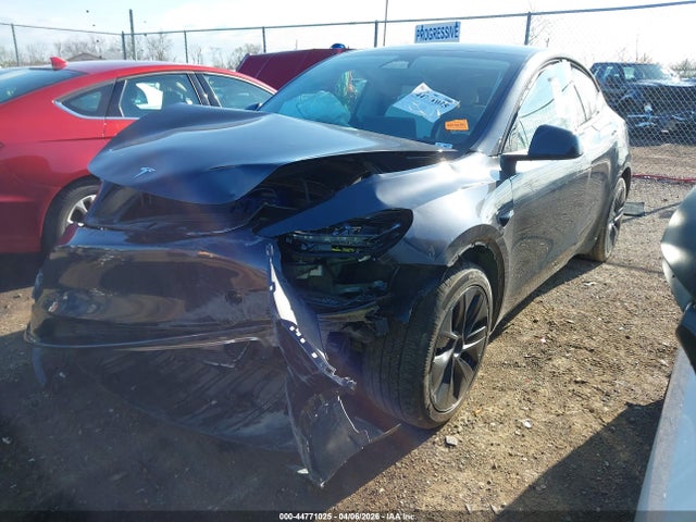 7SAYGDED3SF243195 Tesla Model Y Long Range Dual Motor Rear-wheel Drive