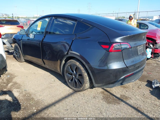 7SAYGDED3SF243195 Tesla Model Y Long Range Dual Motor Rear-wheel Drive