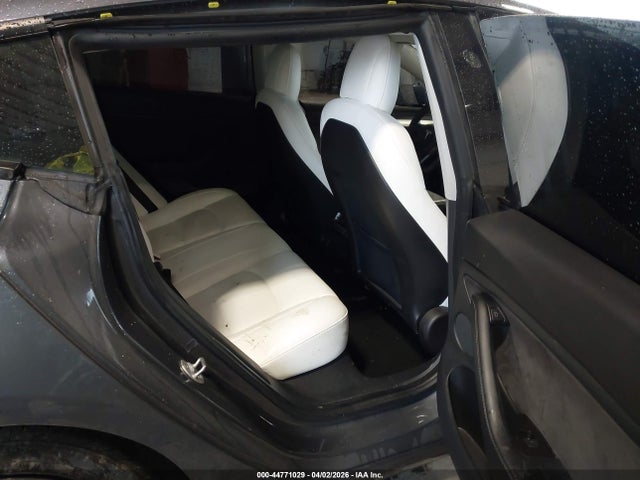 Aukcja sprzedaży 2021 Tesla Model 3 Long Range Dual Motor All-wheel Drive, vin: 5YJ3E1EB6MF975690, numer aukcji: 44771029