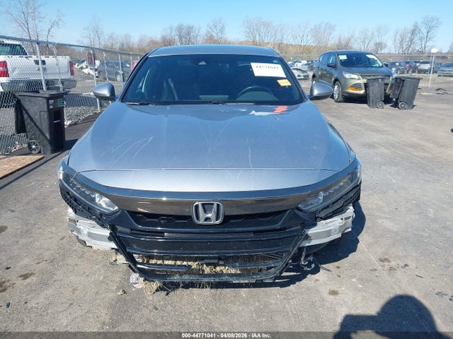 44771041 :رقم المزاد ، 1HGCV1F31JA008806 vin ، 2018 Honda Accord Sport مزاد بيع