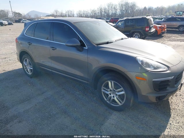 2017 PORSCHE CAYENNE WP1AA2A26HKA92064
