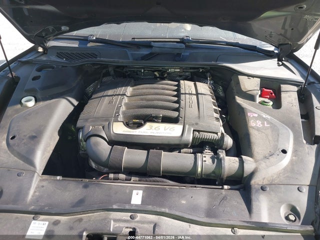 2017 PORSCHE CAYENNE WP1AA2A26HKA92064 Photo 9