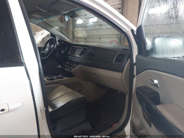 Продажа на аукционе авто 2021 Kia Sedona Ex, vin: KNDMB5C11M6674626, номер лота: 44771070