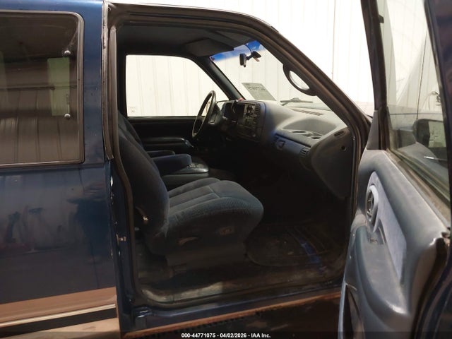 Продажа на аукционе авто 1996 Gmc Sierra C1500, vin: 2GTEC19R0T1562719, номер лота: 44771075