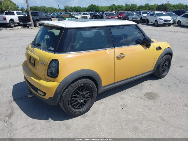 2007 MINI COOPER S WMWMF73597TT84222 Photo 3