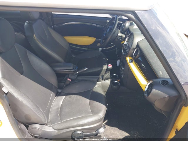 2007 MINI COOPER S WMWMF73597TT84222 Photo 4