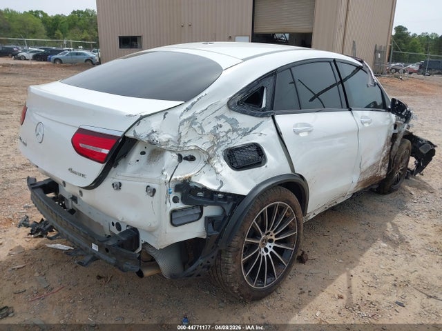 44771177 :رقم المزاد ، WDC0J4KB0JF377181 vin ، 2018 Mercedes-benz Glc 300 Coupe 4matic مزاد بيع