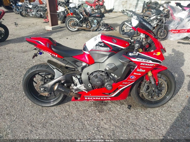 Продажа на аукционе авто 2018 Honda Cbr1000 Rr, vin: JH2SC7710JK100779, номер лота: 44771185