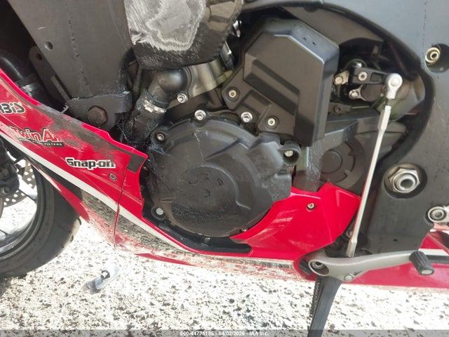 Продажа на аукционе авто 2018 Honda Cbr1000 Rr, vin: JH2SC7710JK100779, номер лота: 44771185
