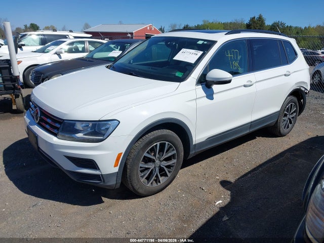 2019 VOLKSWAGEN TIGUAN 3VV2B7AX7KM083032 Photo 1